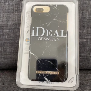 iPhone skall  - Svart iPhone skall från ideal of sweden. Köparen står för frakten 💕buda gärna 💕