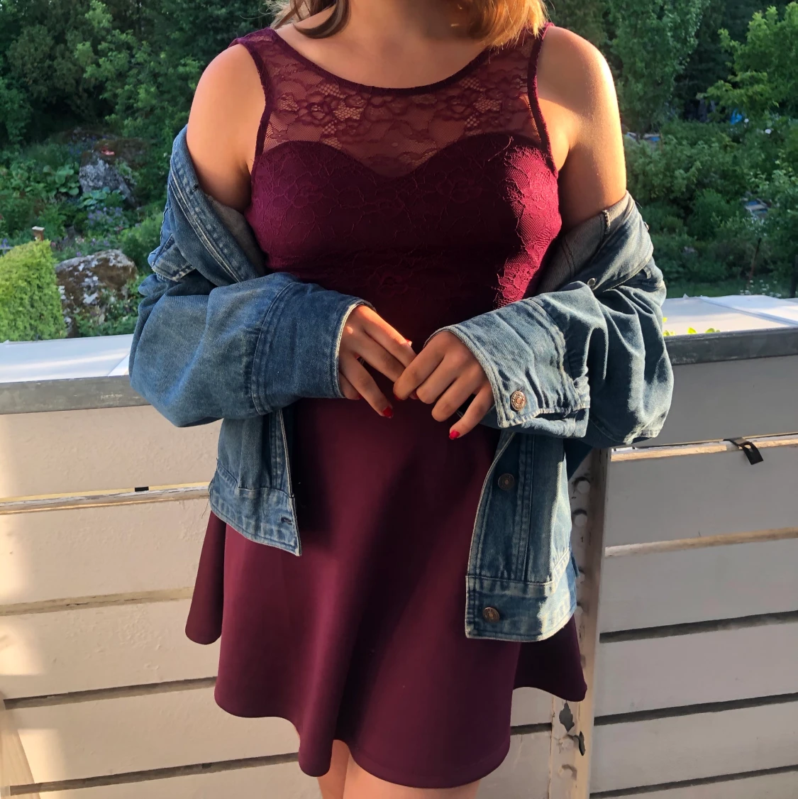 VINRÖD KLÄNNING - 90