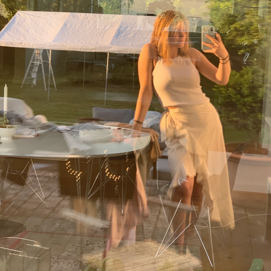 AFJxNA-KD vit långkjol med slits - 91