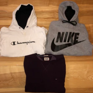 Nike/ champion/ hilfiger - En nike hoodie(xs) samt en champion hoodie(xs) 150kr styck, en hilfiger sweater (såld). Alla är i fint skick! Pris kan diskuteras vidsnabbt köp