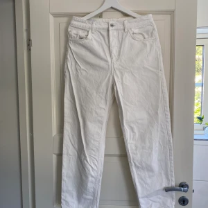 Straight jeans från asos - Dom är i bra skick! Kontakta för fler frågor 