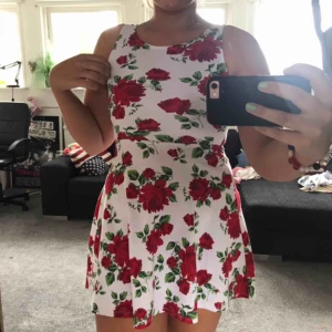  - Klänning från Hm.