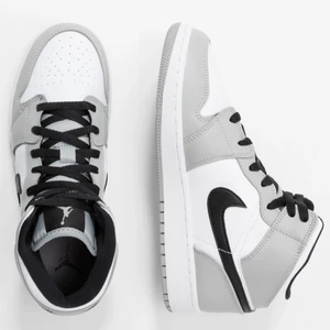 Söker dessa!! - Söker dessa skor i storlek 38💗 skriv om ni har! (Damstorlek)