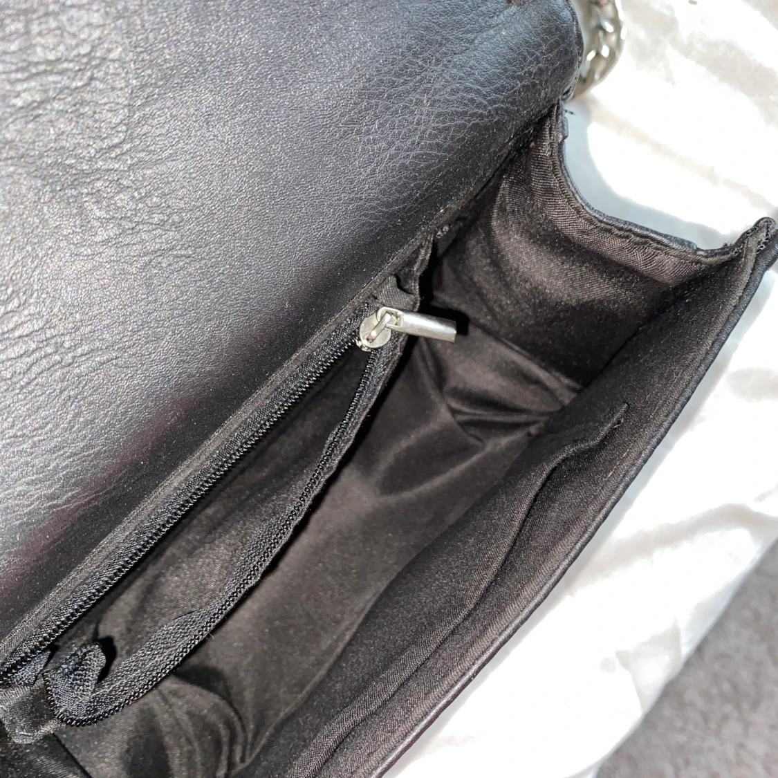 Svart handväska  - 91