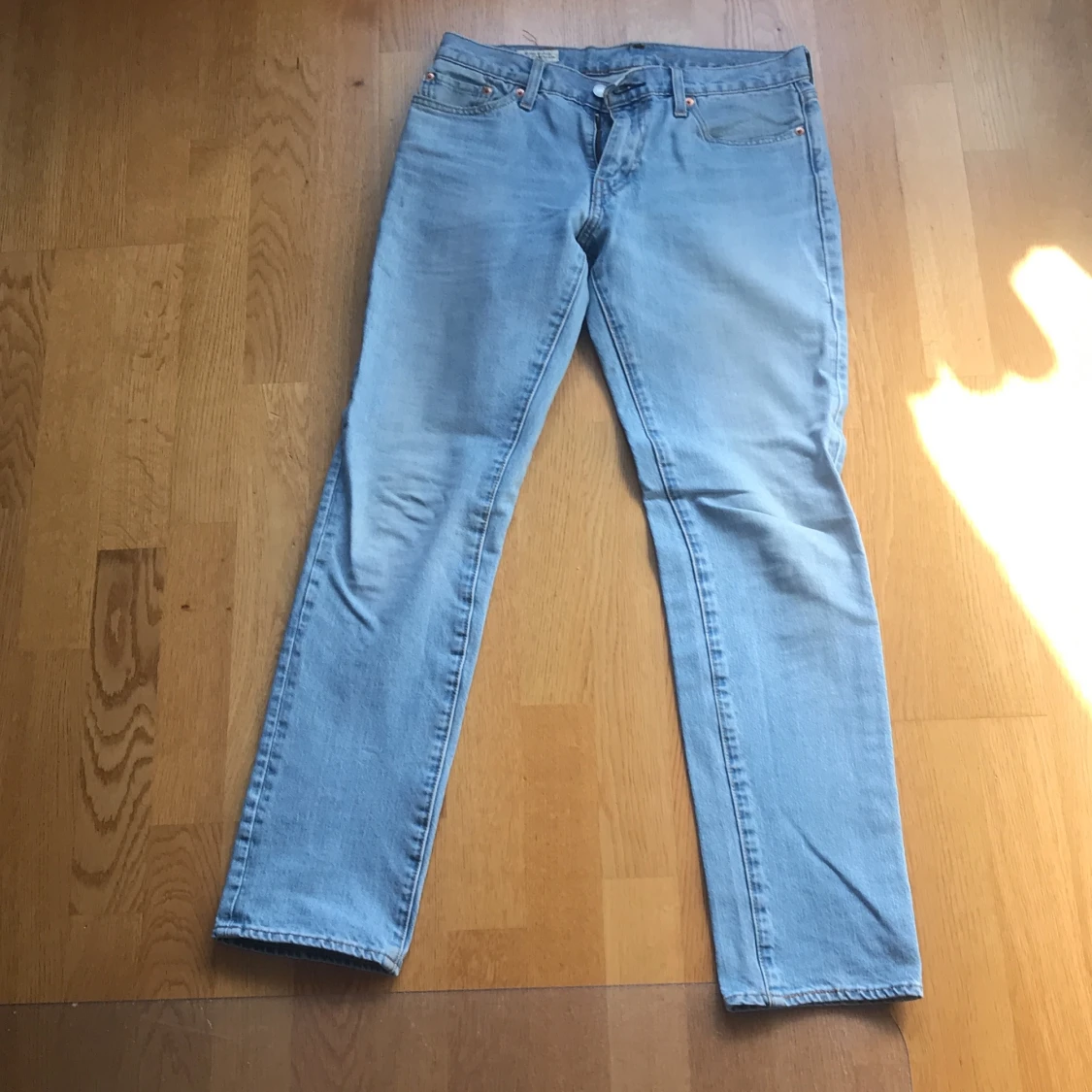 Levis - 90
