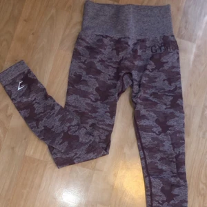 Gymshark camo FRAKTFRITT - Nyskick, köpta för 750:- storlek xs. Frakt ingår