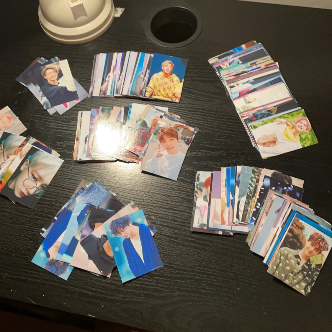 Kpop photocards - 90