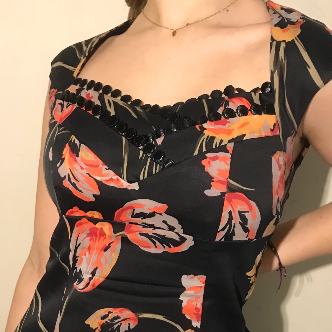 Svart topp med mönster, KAREN MILLEN - 91