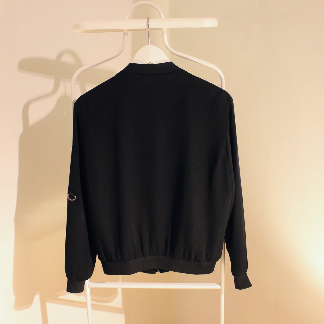 Svart jack från Zara i nyskick! - 91