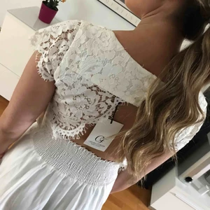  - Studentklänning från bubbelroom, helt oanvänd säljes pga hittade en annan. Lappar kvar!!