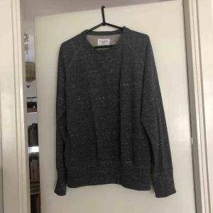  - Sweatshirt från our legacy i fint skick!