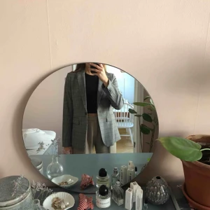  - Aldrig använd kavaj från H&M