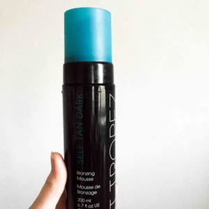  - Brun utan sol i ST.TROPEZ mörkaste färg för en intensiv bränna, använd 1 gång så flaskan är fortfarande full pga att jag helt enkelt inte har använd för brun utan sol på sommaren! Pris kan diskuteras.