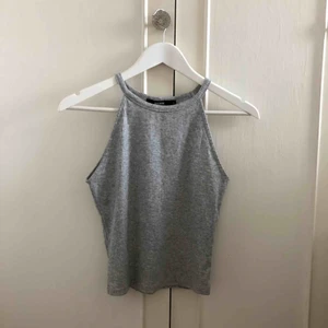  - Linne i snygg modell från bikbok