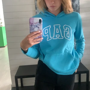 gap  - Blå gap hoodie, köpt från gap. Storlek XS och knappt använd.