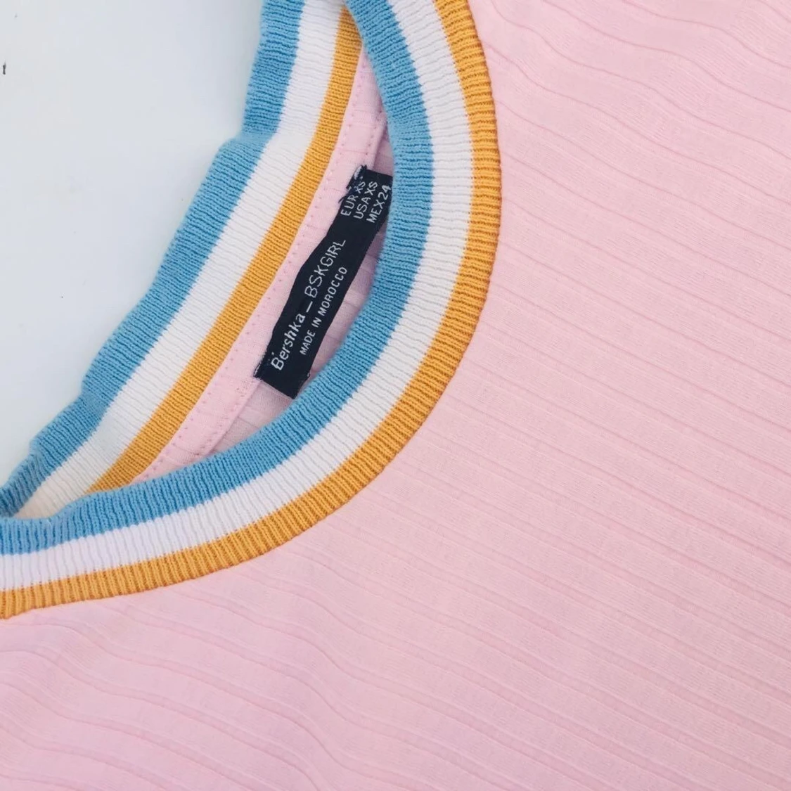 Rosa ribbad Bershka croptop, t-shirt - 90