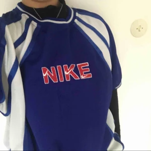  - En vintage Nike-tröja!