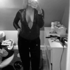  - Min finaste fest body😭 säljer pga för liten 