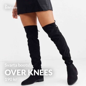  - !!!SÄLJER TVÅ PAR!!! Ena paret har snörning bak intill och är i strlk 36 andra paret har strlk 37/38!! Båda är mycket sparsamt använda!