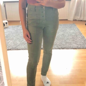  - Passar mer som S än XS