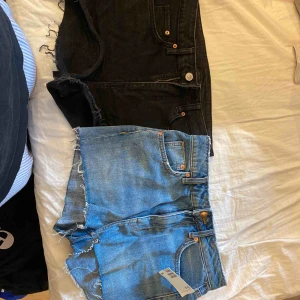  - Passar mig som är en 36! 50 styck eller båda för 100💞