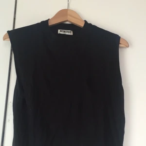  - Fint linne från weekday. Knappt använd. 