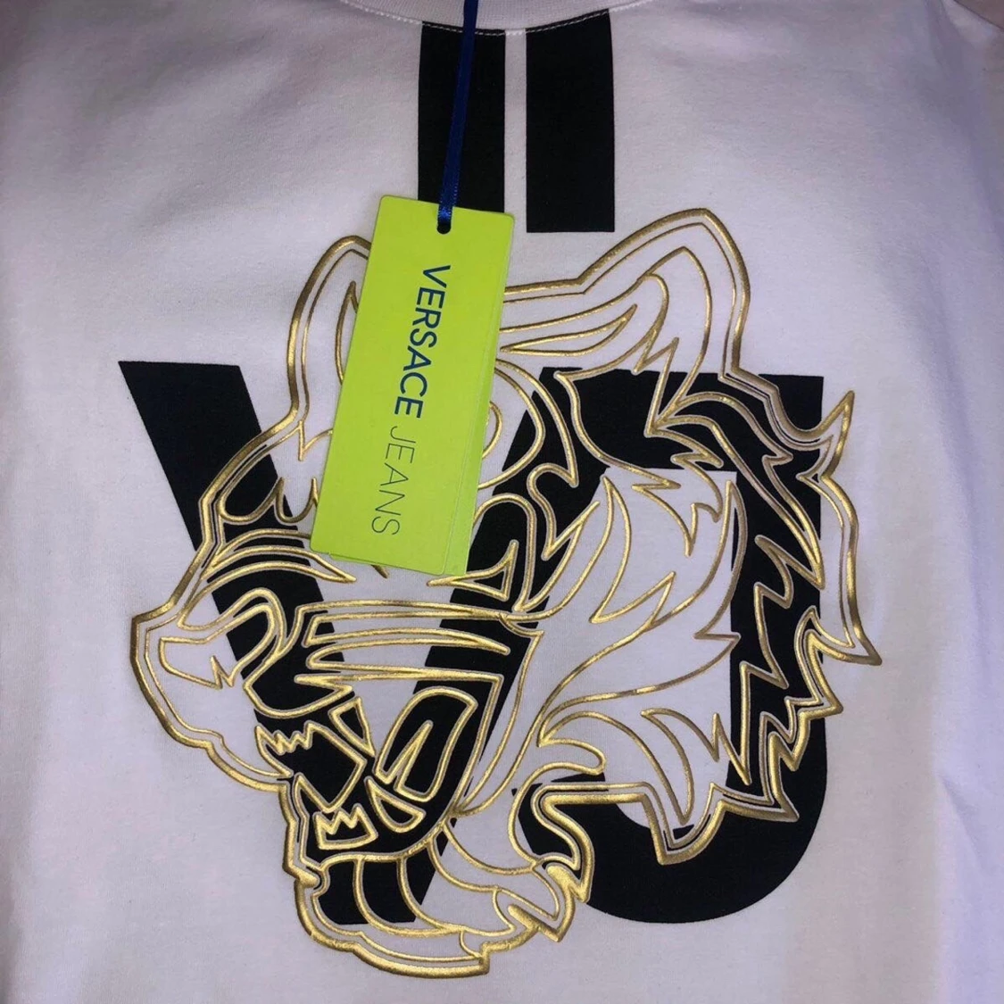 Versace T-shirt storlek M