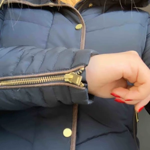 Höst jacka - Jätte varm och härlig vår/vinter jacka från MQ märket Stockh lm. Använd max 4 gånger. Orginalt köpt för 899kr💗 