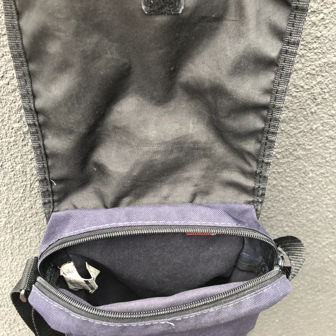 Axelrämsväska - 90