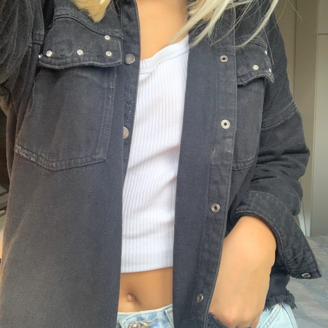 Svart overshirtđ€