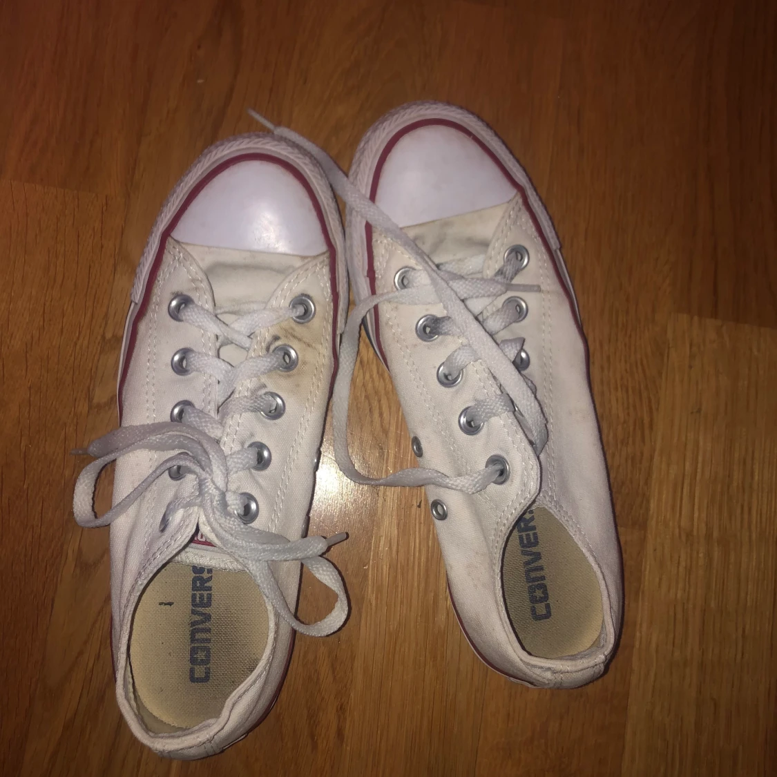 Vita låga converse! - 90