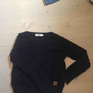  - Stickad, skön tröja! 