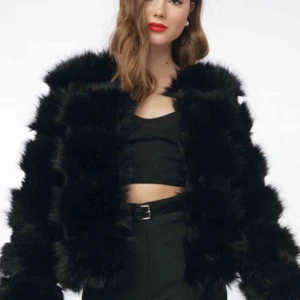  - Svart pälsjacka från Vera & Lucy, strl M