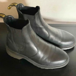  - Dr martens Laura boots. Strl 38. Använda en säsong
