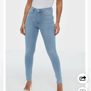 Gina jeans  - Använda 1 gång 