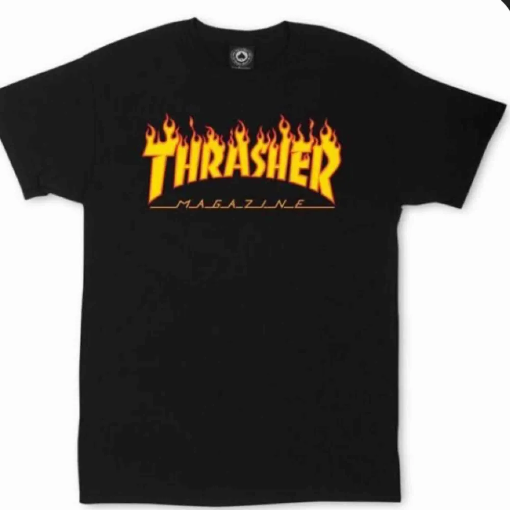 Säljer min thrasher t-shirt. T-shirts.
