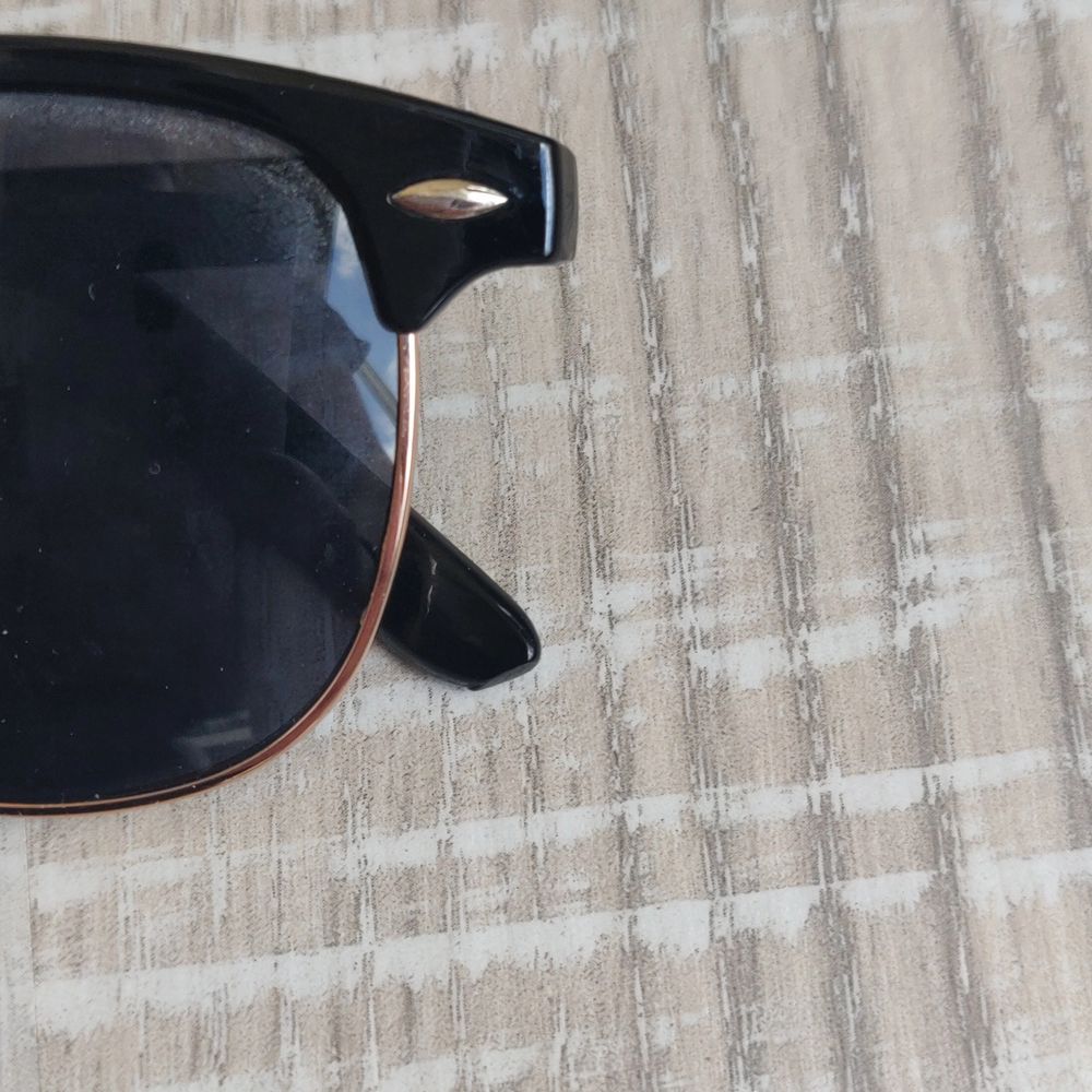 Solglasögon - Accessoarer | Plick Second Hand
