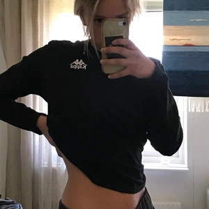 Kappa långärmad tröja storlek xs/s - Nyskick, använd enstaka gånger, buda!