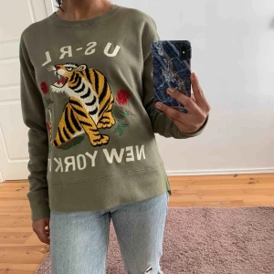  - Polo Ralph Lauren sweatshirt storlek XS men passar S. Inte använd. Frakt ingår ej