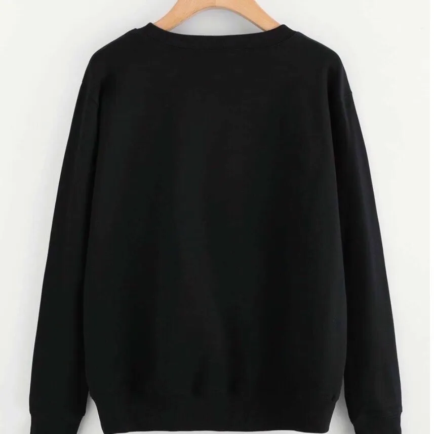 Säljer en helt ny sweatshirt i storlek S. Aldrig använd. köp direkt för 140kr + frakt (40kr) eller buda från 70kr. Hoodies.