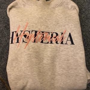 Sweatshirt  - Supersnygg sweatshirt ifrån weekday! 