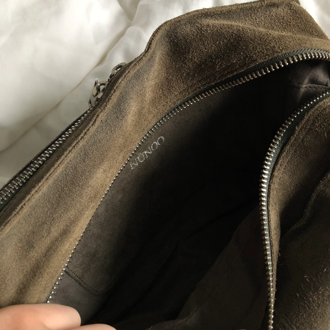 Nunoo- Ellie New Suede Väska - 91