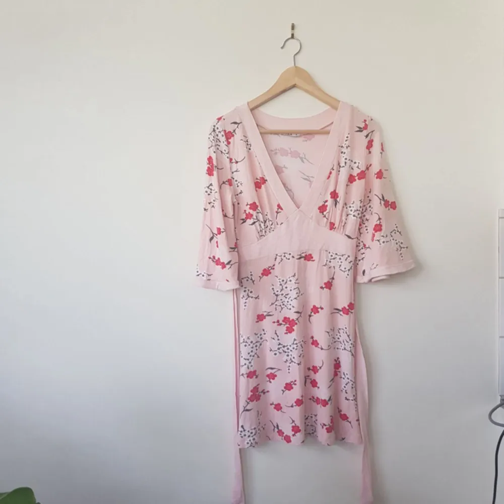 🌞Lovely pink 🌸kimono dress,perfect for summer 🌷. Klänningar.