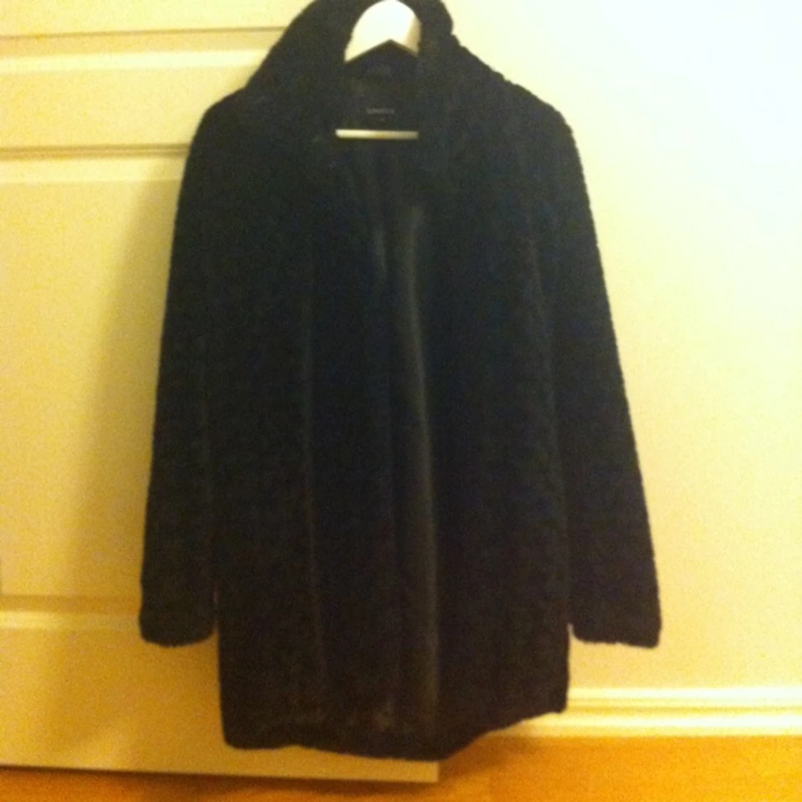 Jättefin & mysig pälsjacka, oäkta. Från Lindex, använd få gånger, storlek XS, passar S - 1389282008