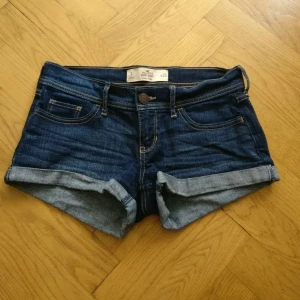  - Superfina Hollister shorts, superfint skick! Nypris: 350-450kr 
