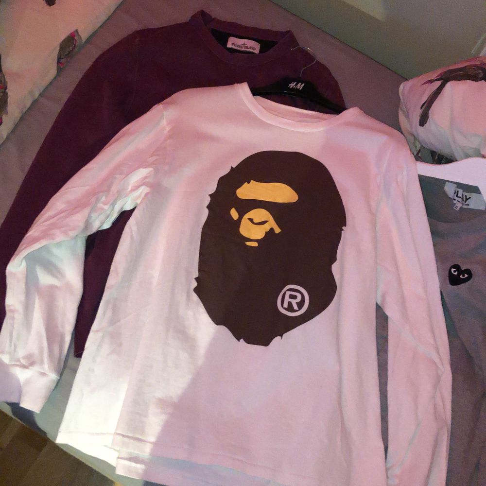 Passar som en size M. Köpt i Tokyo på bape shibuya. . T-shirts.