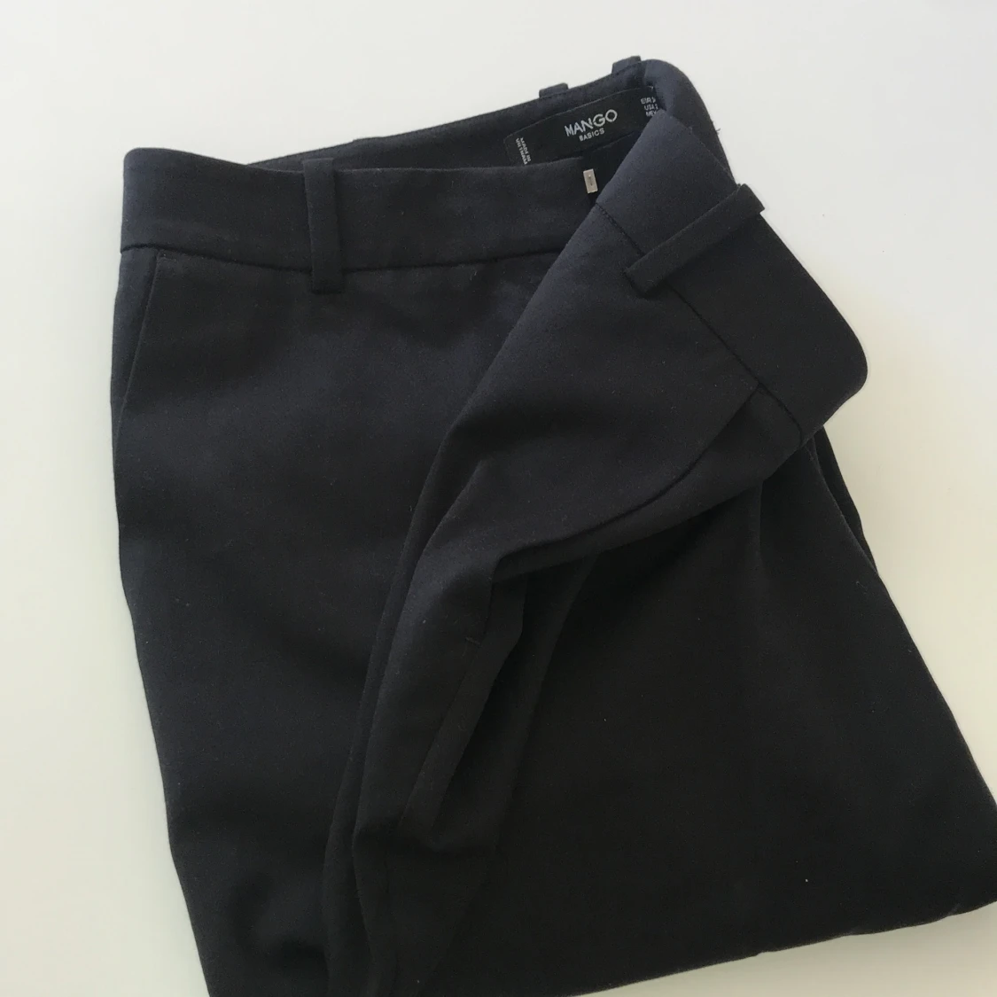 Kostymbyxor i storlek XS - 90