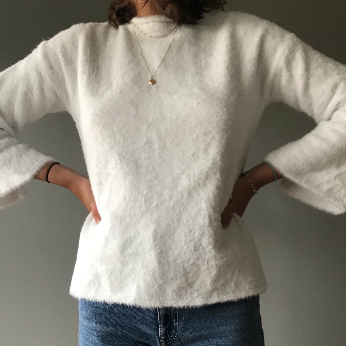 Vit fluffig topp - 90