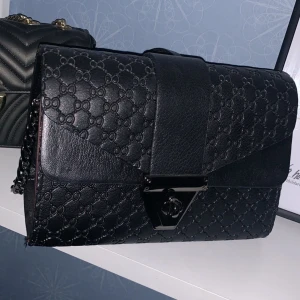 Axelremsväska  - Helt ny!