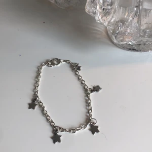 Armband/fotlänk med stjärnor - Silverfärgat (handgjort) frakt tillkommer💗